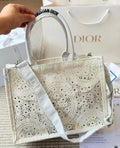 Pearl purse