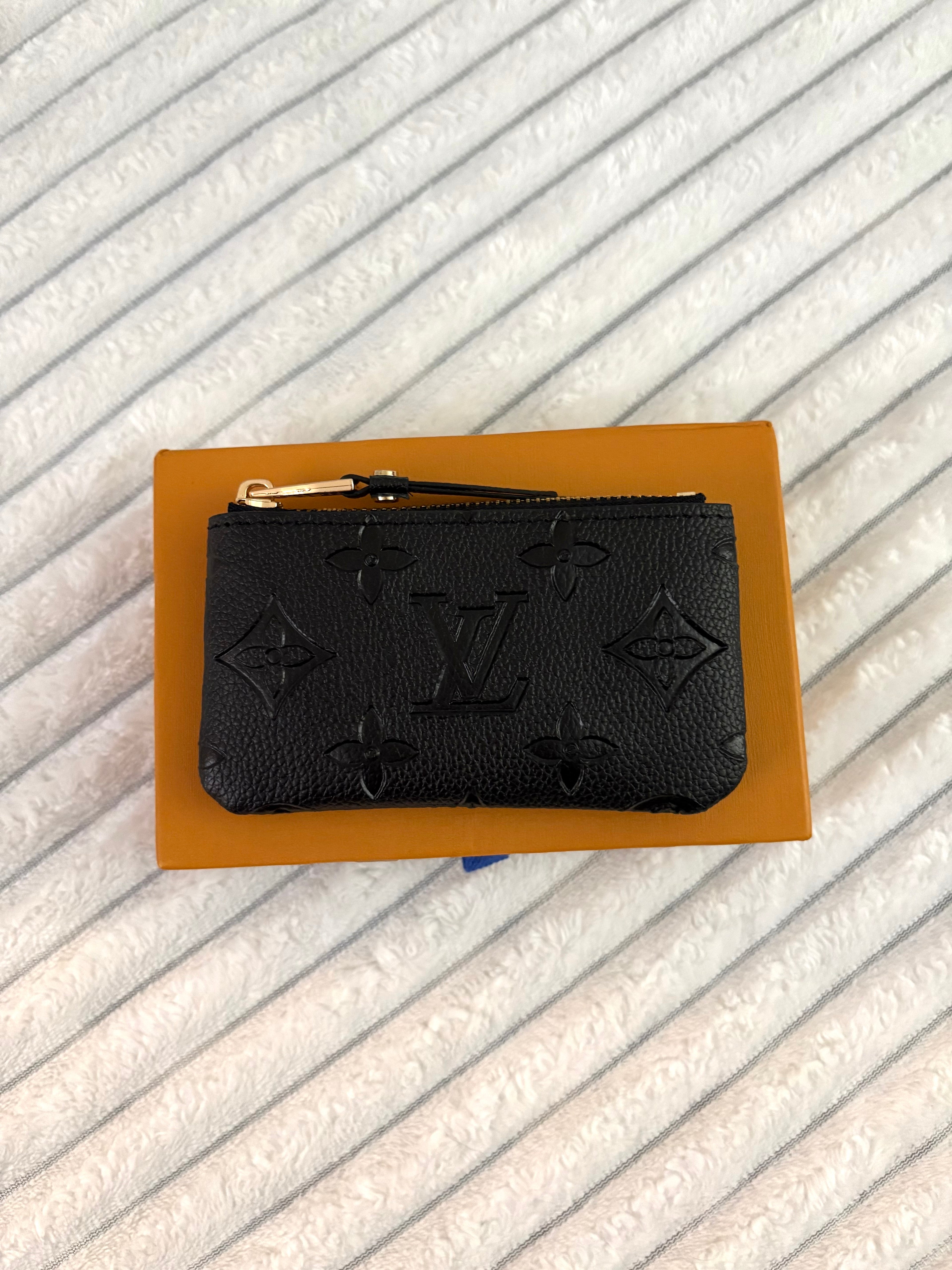 black wallet