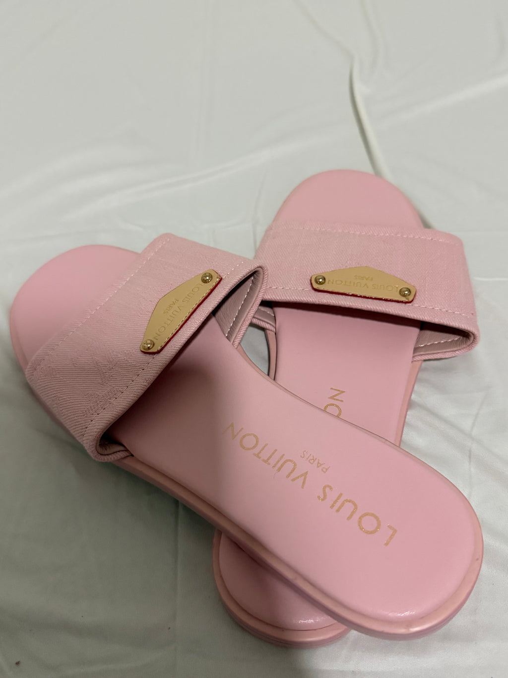 pink lv sandals size 7
