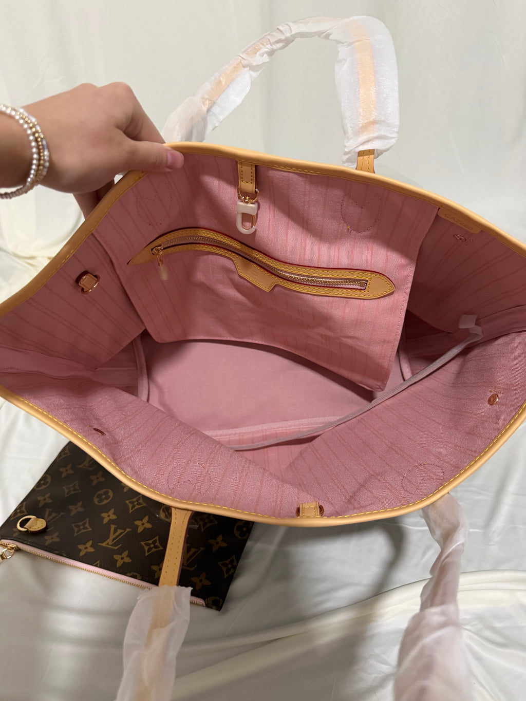 Neverfull MM brown with pink